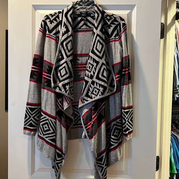 Forever 21 Aztec print open front cardigan sweater - Picture 1 of 4